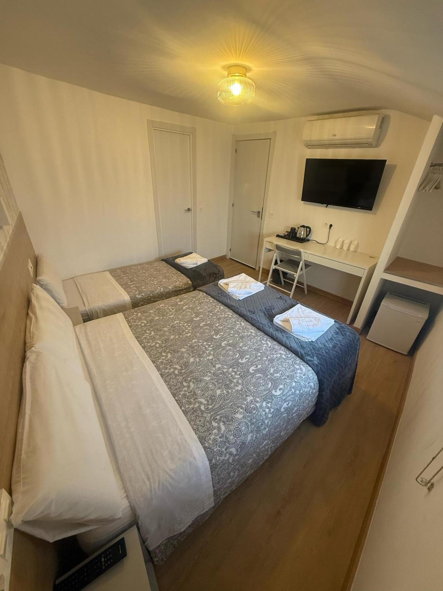 מדריד Hostal Comercial מראה חיצוני תמונה